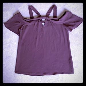 Off the shoulder Leith top